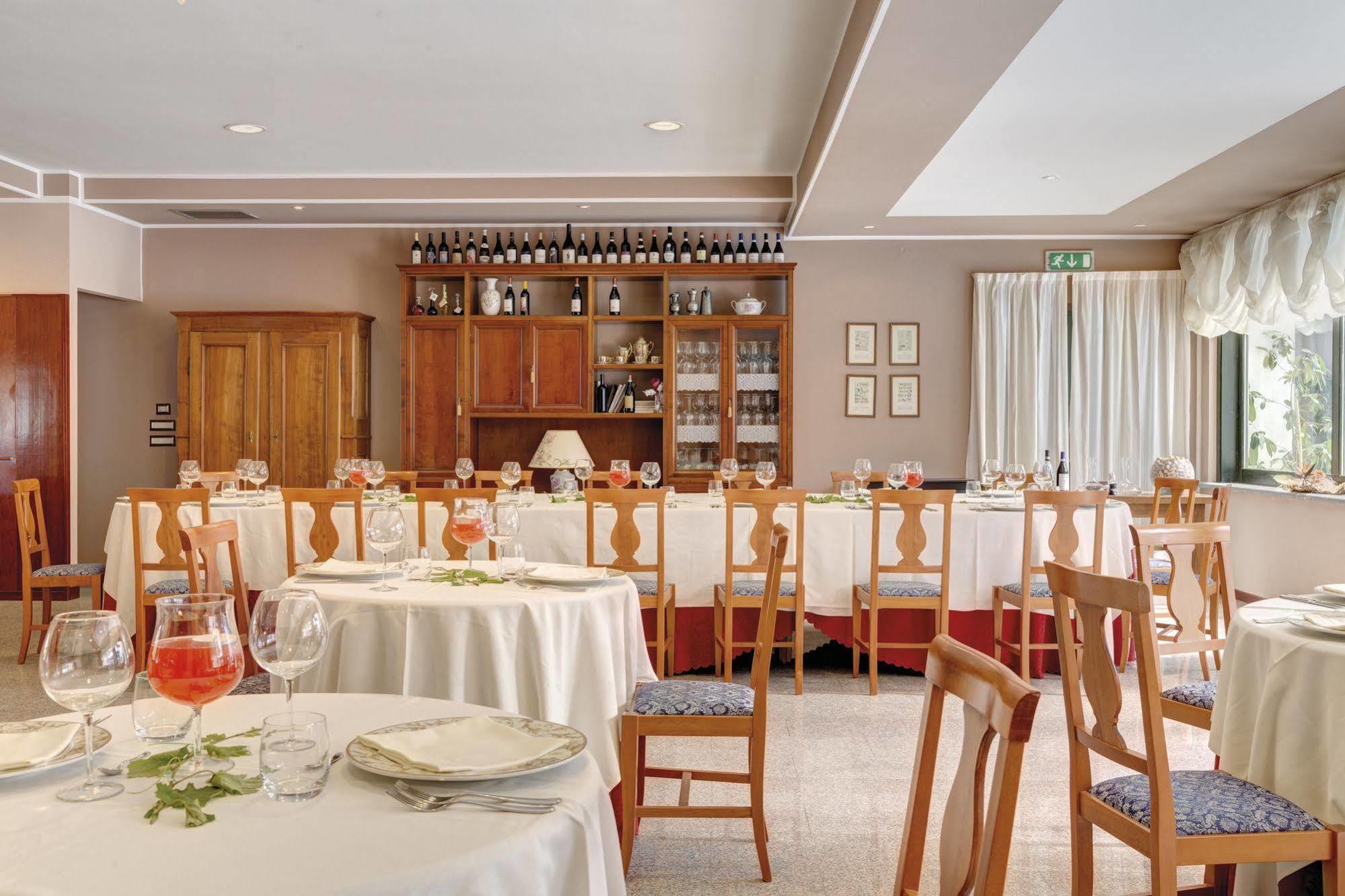 Hotel Santamaria Santa Maria  エクステリア 写真