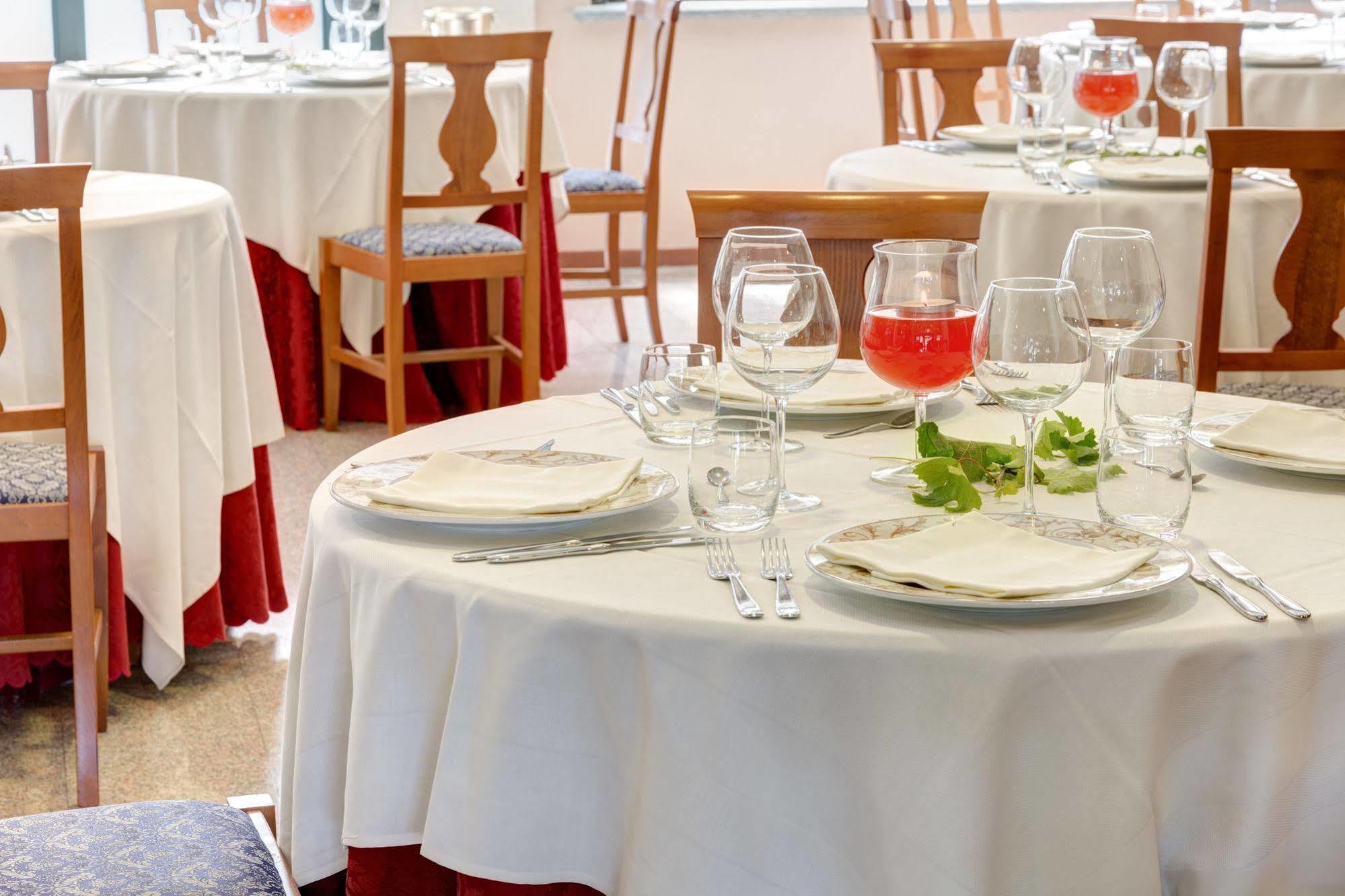 Hotel Santamaria Santa Maria  エクステリア 写真