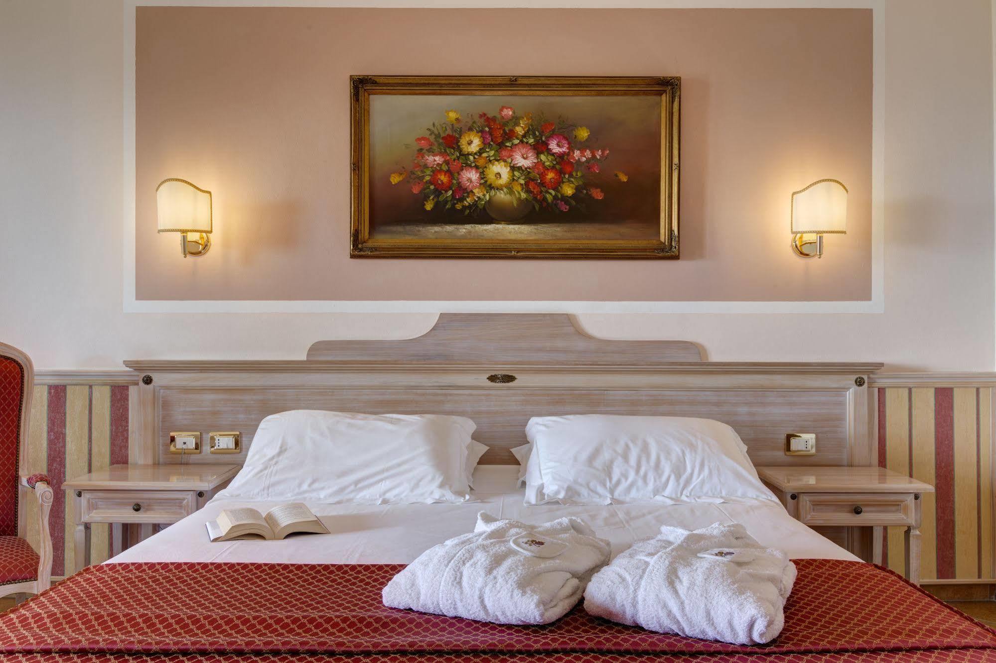 Hotel Santamaria Santa Maria  エクステリア 写真